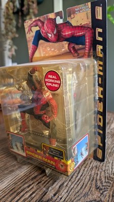 ToyBiz Spider-man 2 Movie Shoot and Slide Spiderman Figure 2004