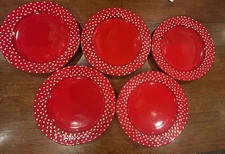 5 Vietri Rosso Vecchio Dot White on Red 12 in Chargers / Dinner Service Plates