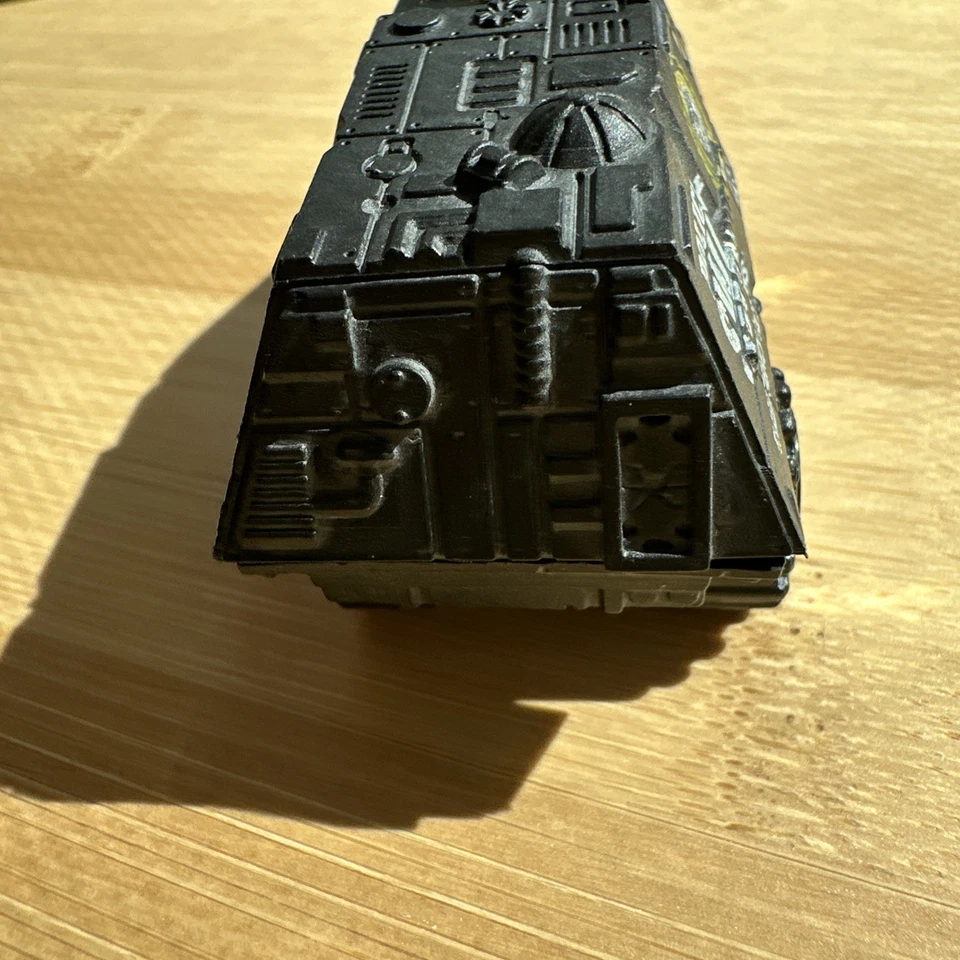 2009 SWAT EMERGENCY RESPONSE WELLY DIECAST CAR TOY Black Tank Like Toy - Image 3 of 4