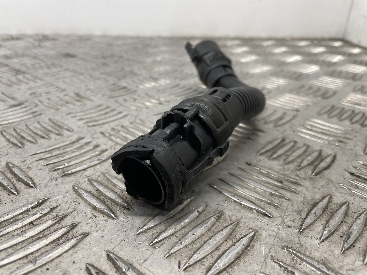 BMW 5 Gran Turismo F07 530 d Breather hose 7803848 7803842 