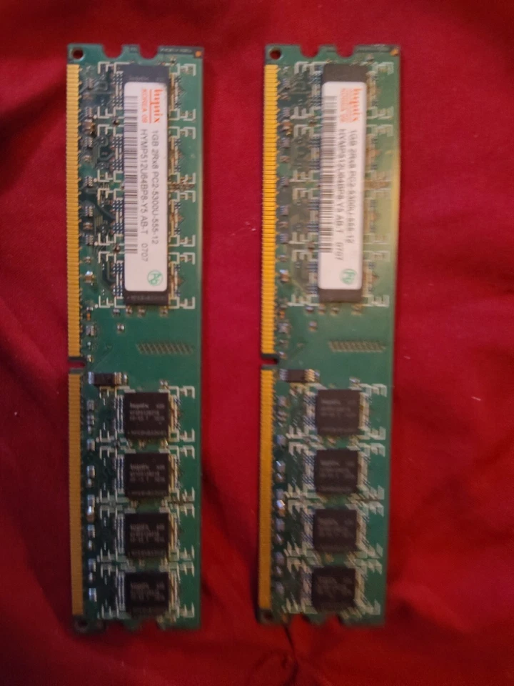 Hynix 1gb DDR2 PC2-5400U-555-12 - Image 2 of 4