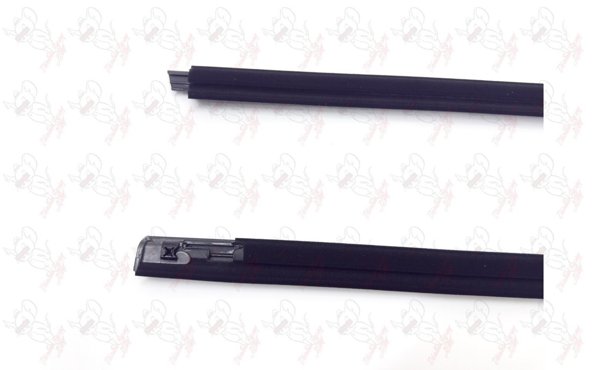 Nissan OEM MOLDING ASSEMBLY, FRONT DOOR OUTSIDE RH & LH Set For
