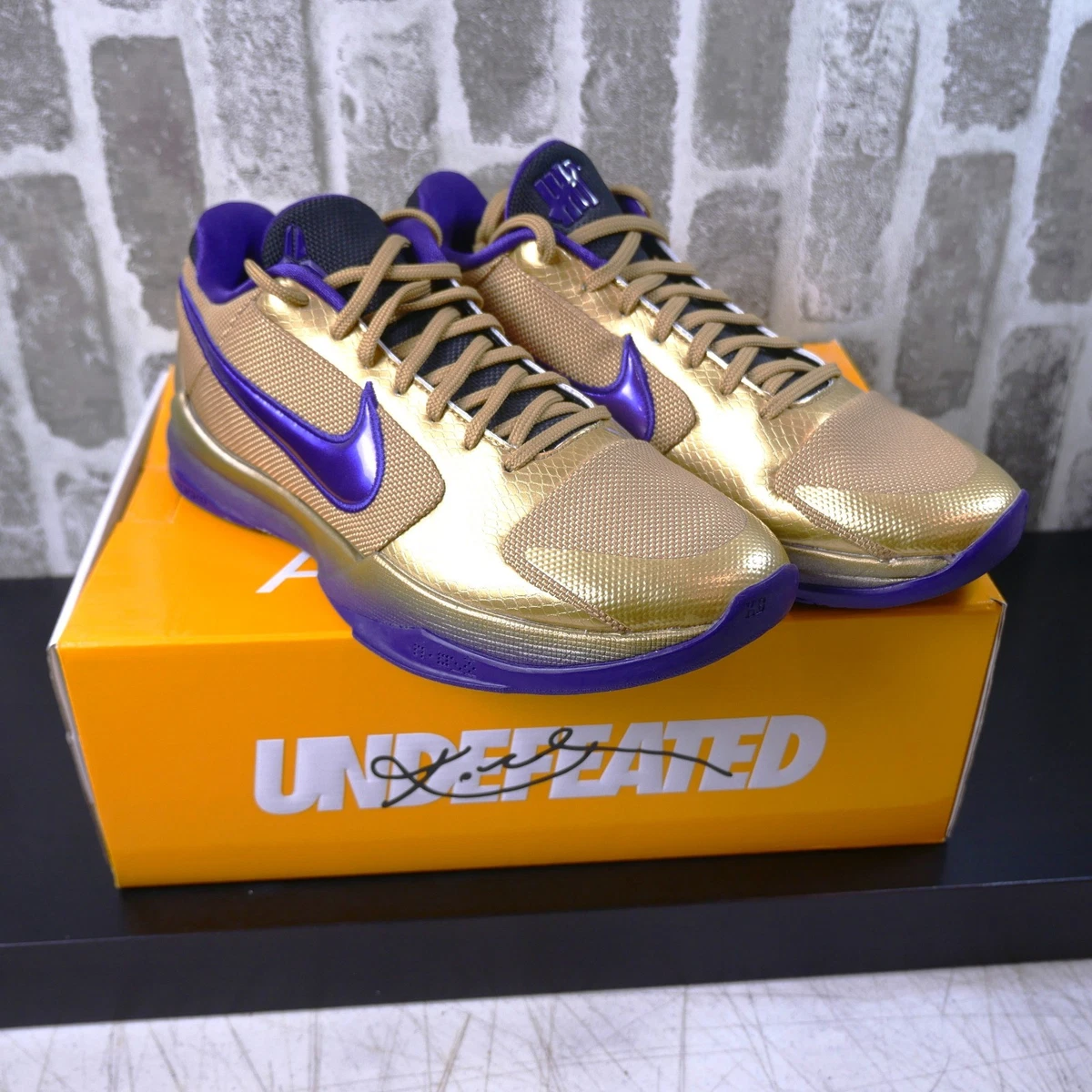 Nike Undefeated x Zoom Kobe 1 Protro Purple for Sale