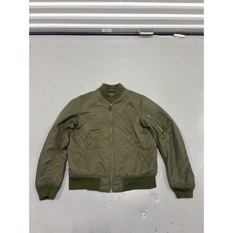Uniqlo Bomber Jacket - Highly rated Buy It For Life recommendation