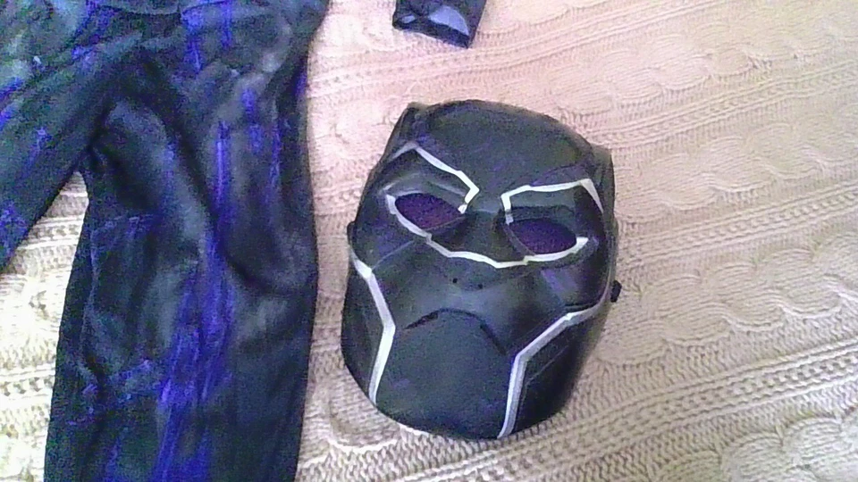 Marvel Vengadores Rubíes Disfraz Niños Talla S (5/6) 3-D Acolchado Músculos Máscara Plástica Foto 2 de 4