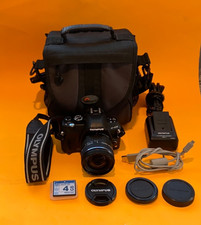 Olympus Zuiko Evolt E420 with 14-42mm Zoom Lens - Tested  Great