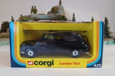 Corgi 425 London Taxi Black Cab Diecast Model – Boxed – VGC