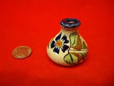 Mexican TONALA Pottery Small Vase in Slit Gray w/Floral Design 1.25" X 1.5"