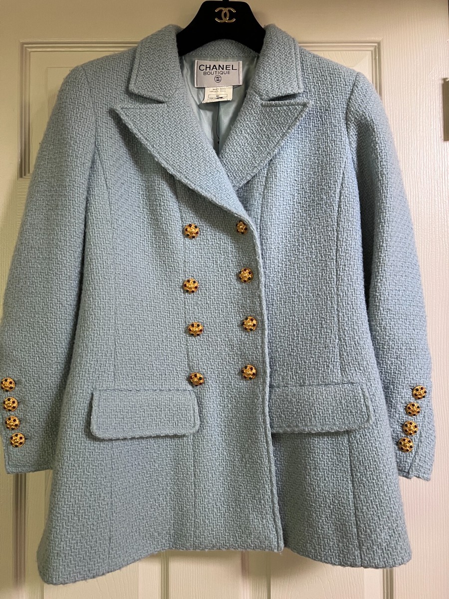 CHANEL 96A VINTAGE MUSEUM BLUE TWEED JACKET GRIPOIX 24K CC buttons