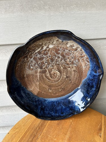 Leslie Howland Flowers Swirls Blue Drip Stoneware Art Pottery Dish Bowl 12"