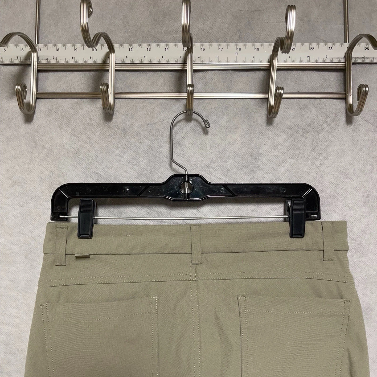 VRST Pants Men 31X30 Beige Limitless Golf Outdoor Performance Active Lightweight