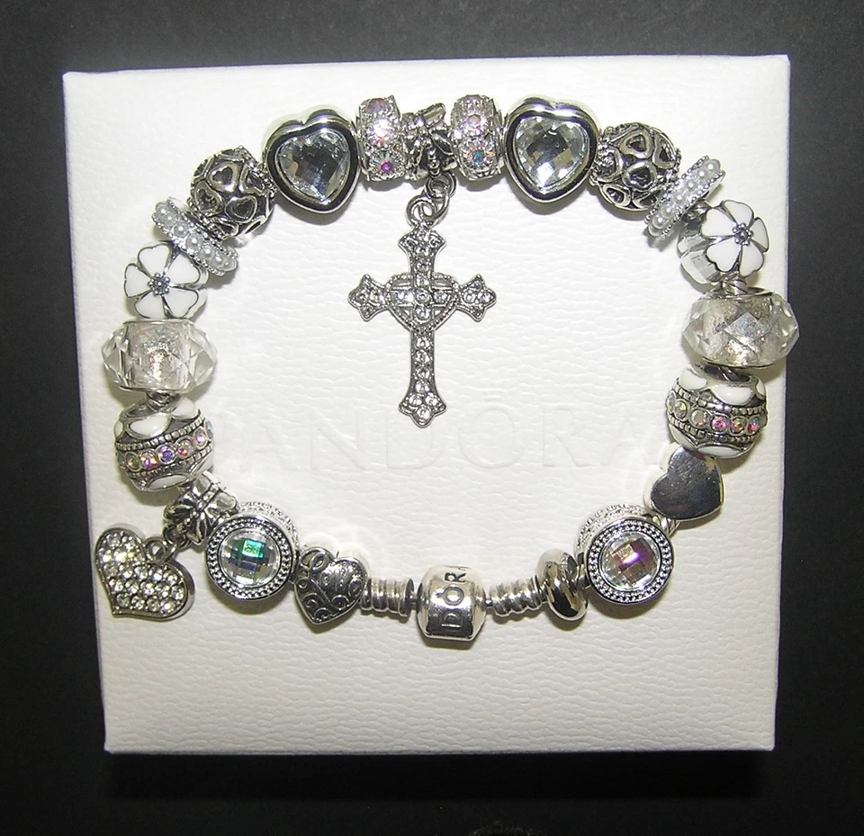 AUTÉNTICO Pulsera Pandora Con Cruz Abrazo de Amor, Dijes Europeos Blancos, Caja Foto 3 de 4