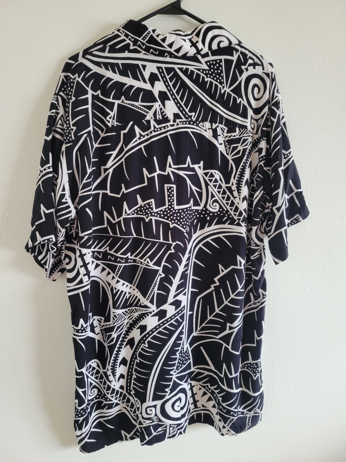 MISSING POLYNESIA Black & White Button Hawaiian A… - image 5