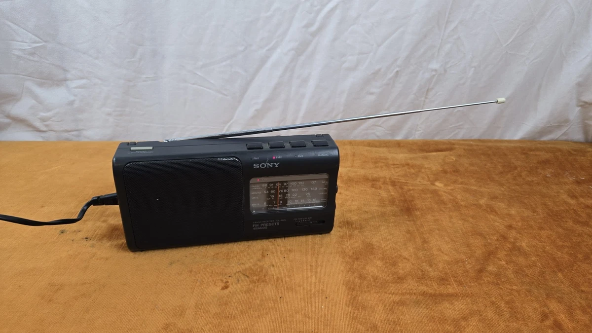 SONY - Sony ICF-880L Radio Portable 4 Bands FM /MW/LW/SW schwarz Weltempfänger 