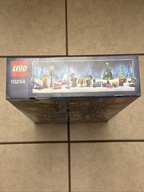 New LEGO 10254 Creator Winter Christmas Village Holiday Train 734Pc 2017 Retired