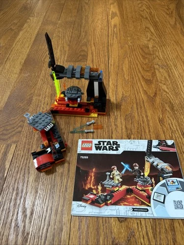 LEGO Star Wars: Duel On Mustafar (75269) - Incomplete Set - Sold As Pictured