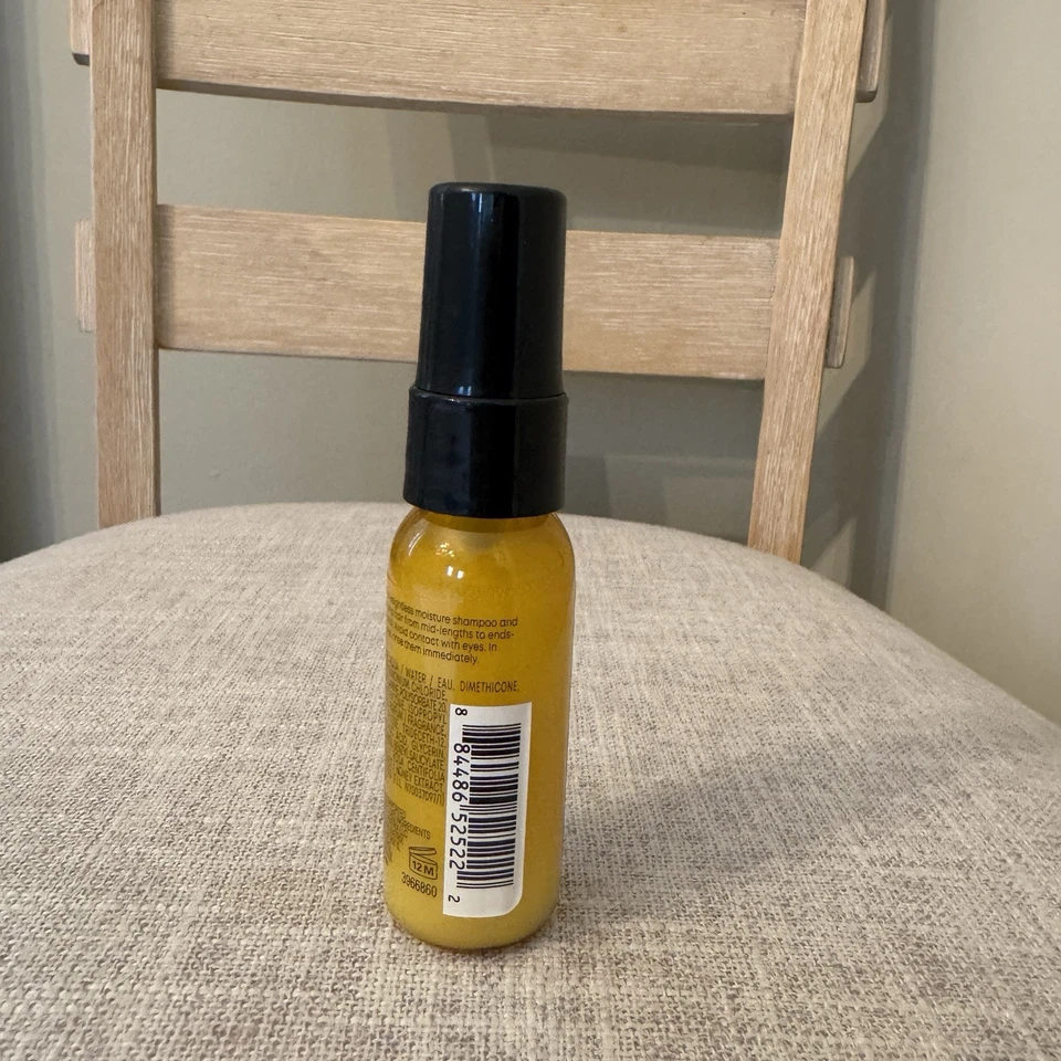 Matrix A Curl Can Dream Scrunch 'N Go Defining Spray 1 oz/30 mL travel size NEW - Image 2 of 2