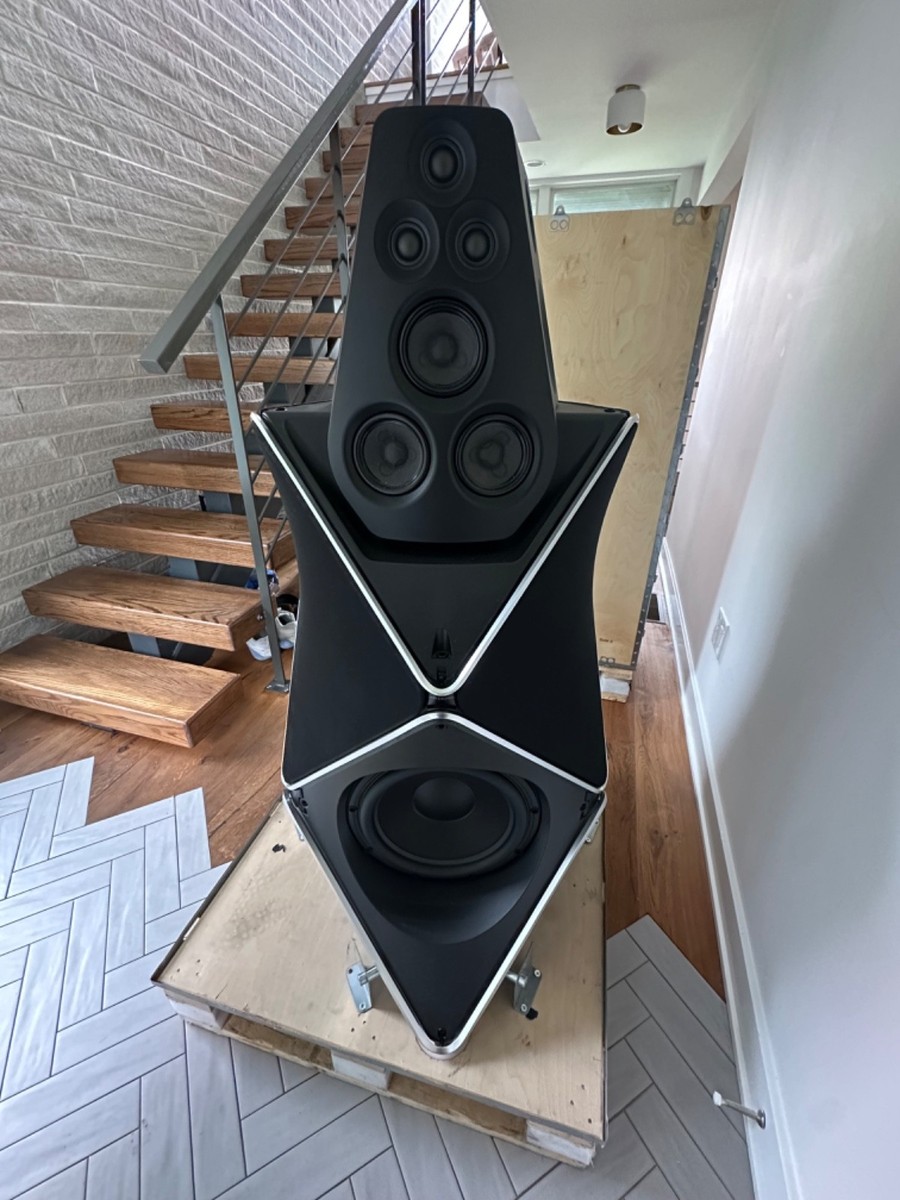 Bang & Olufsen B&O Beolab 90 Speakers - Black Anthracite/Natural