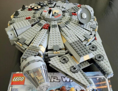 LEGO 4504 - STAR WARS - MILLENIUM FALCON - 2003 - NO BOX | eBay