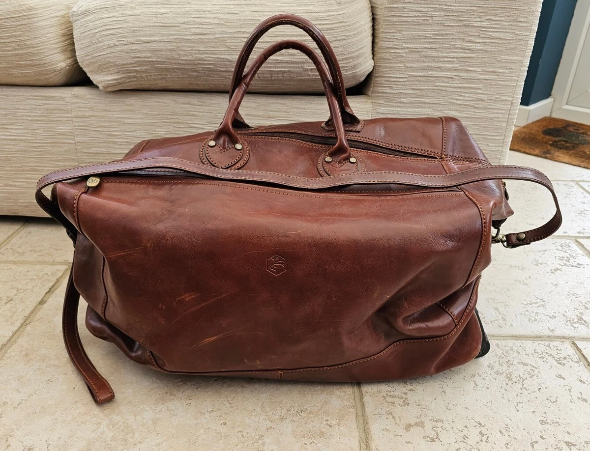 Rolling leather duffle bag 2025