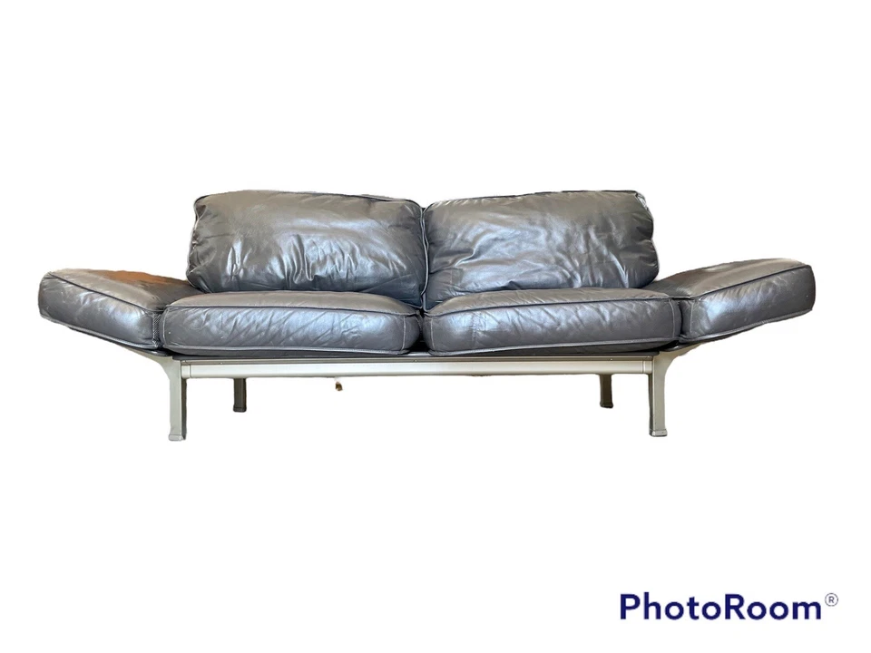 Sofá Zanotta modelo Dinamo, diseño de De Pas, D'Urbino, Lomazzi (1981) Foto 2 de 4