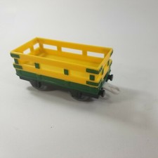 Skarloey Storms Through Thomas the Train Gullane Yellow Green Cargo Car 2006