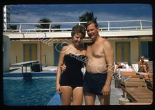 Pretty Woman Swimsuit Swimming Pool Man 35mm Slide 1950s Red Border Kodachrome