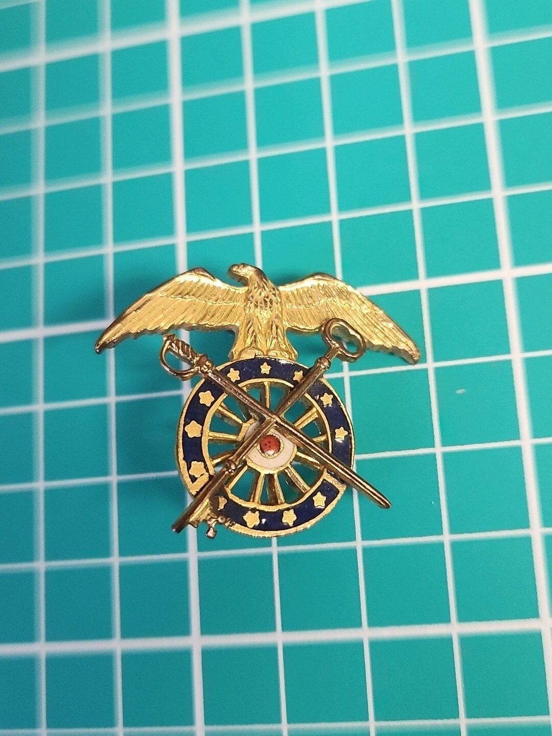 Vtg US Army Quartermaster Corps Eagle Gold Tone Lapel Pin Collectible 