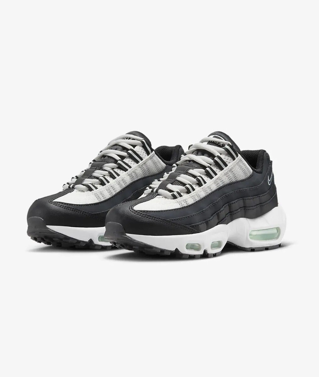 Nike Air Max 95 Recraft GS Black White Mint Size 7Y Fits 8.5