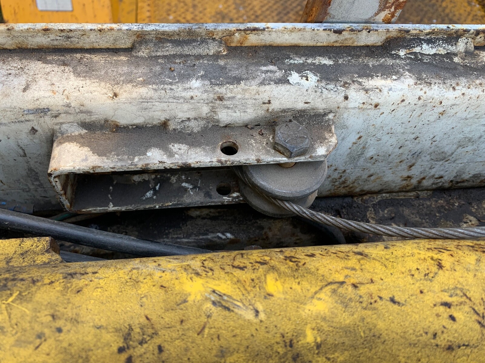 2 ton concealed/foldable service truck bumper crane and/or winch, 12V