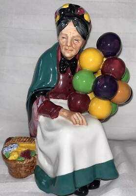 Vintage Royal Doulton Figurine The Old Balloon Seller HN1315
