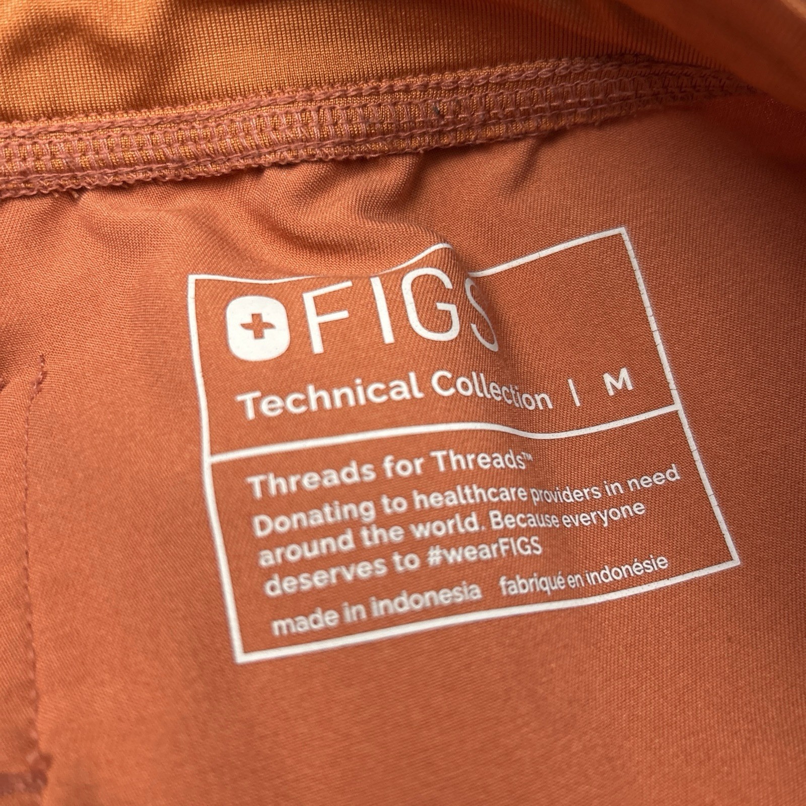 FIGS Technical Collection Medium Scrub Set top & … - image 21