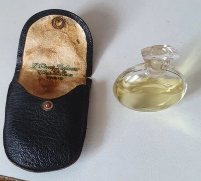 Ancien Flacon de parfum dans sa housse en cuir D'Orsay parfumeur Vers 1920 - Photo 1/4
