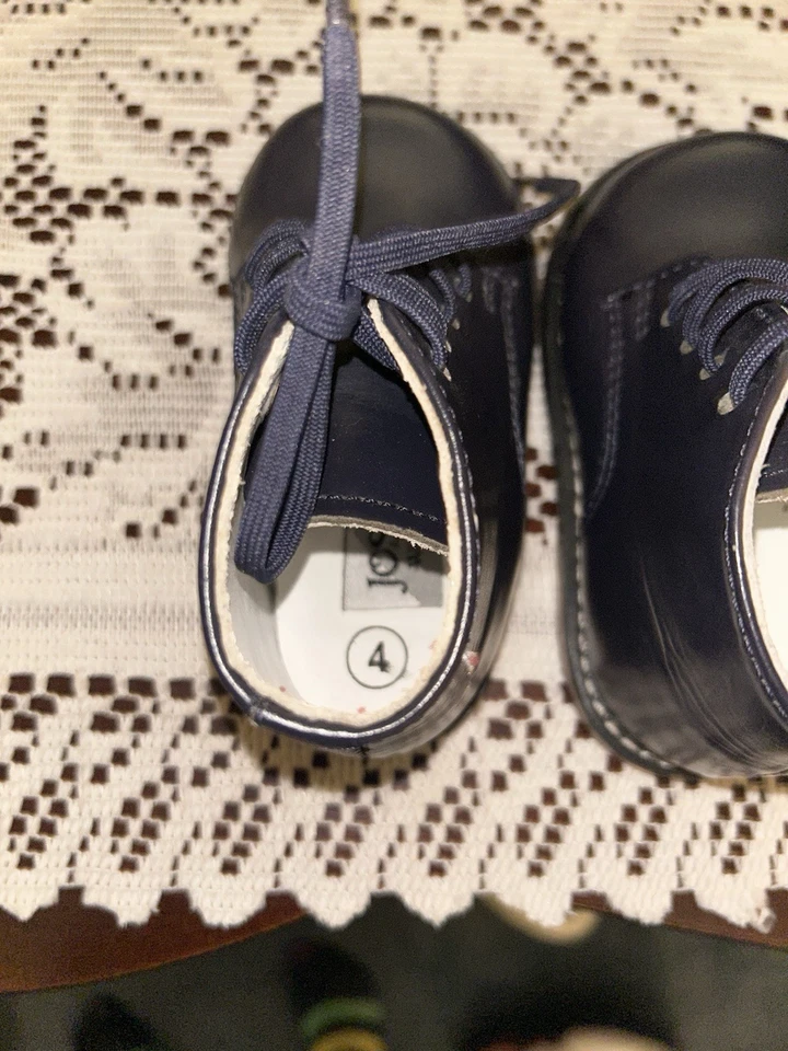Zapatos para caminar Josmo Baby unisex de cuero, primer caminante, talla 4 azul marino perfectos Foto 2 de 4