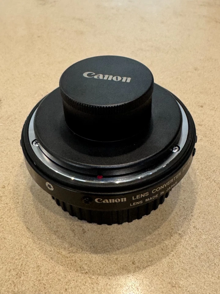 Convertidor de lente Canon FD-EOS adaptador raro y muy bonito con tapas Foto 2 de 4
