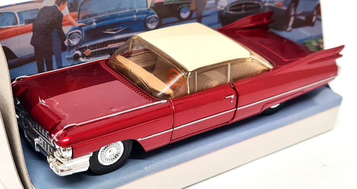 Dinky 1/43 Cadillac Coupe De Ville 1959 Red DY7 Diecast Model Car