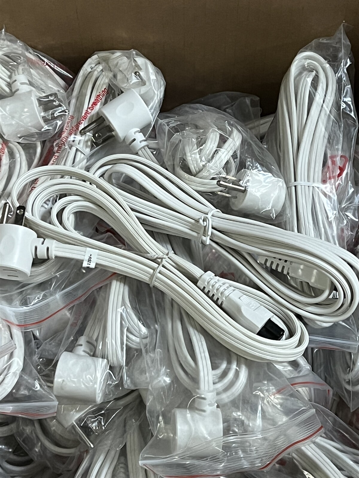 100+ Notebook AC Power Cord IEC 320 IEC 60320 C5 to NEMA 5-15 Mickey Mouse Cord
