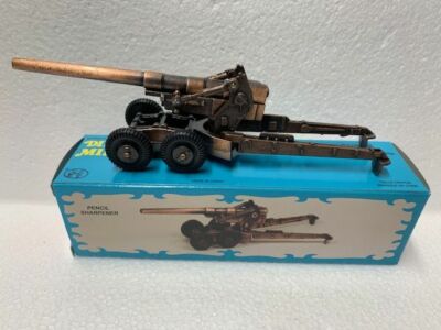 HOWITZER BRONZE DIE CAST METAL COLLECTIBLE PENCIL SHARPENER NEW / BOX 