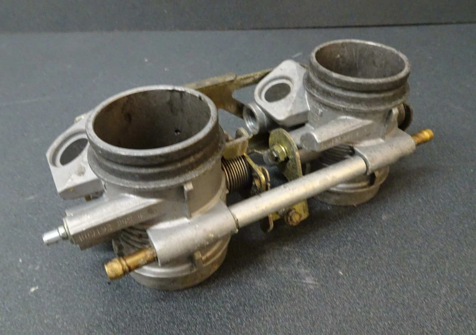 Ski-Doo OEM Main Fuel Injectors Throttle Bodies Body 420889198 MXZ Mach Z Summit