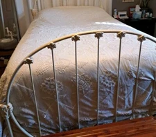 Vtg Bates George Washington's Choice Hobnail Double Chenille Bedspread Off White