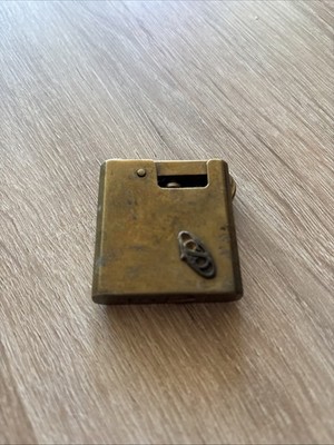 VINTTAGE SEMI-AUTOMATIC POCKET PETROL Lighter