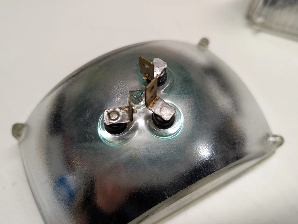 Wagner H6545 High/Low Beam Headlight Pair Set - Image 3 of 4