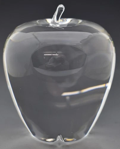 4” Steuben Crystal Glass Apple Paperweight MB101