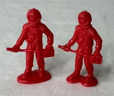 Lot of 2 Timmee Plastic Space Toy Figure Tim Mee Galaxy Laser Astronaut Red
