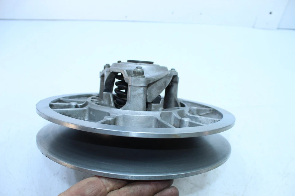 14-22 YAMAHA SR VIPER LTX OEM CONJUNTO DE EMBRAGUE ACCIONADO SECUNDARIO 8BU-17670-30-00 Foto 2 de 4