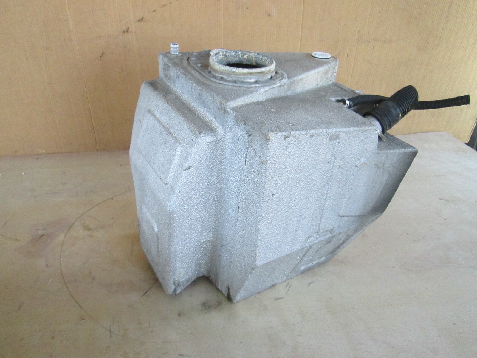 Ferrari 360 Modena LH Gas / Fuel Tank, # 179624