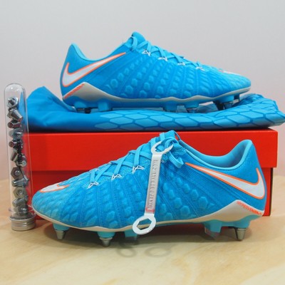 nike women's hypervenom phantom 3