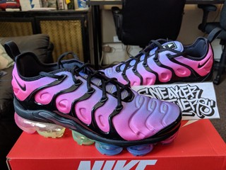 vapormax plus pride