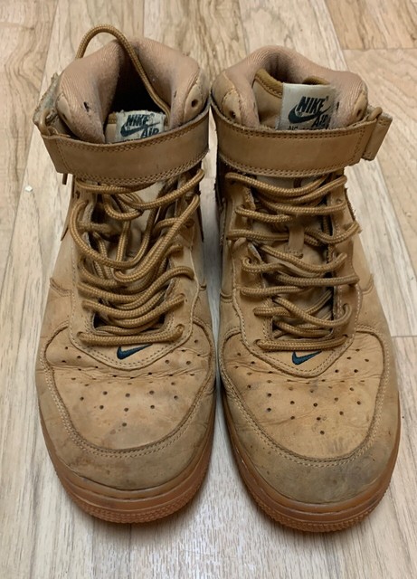 nike flax mid