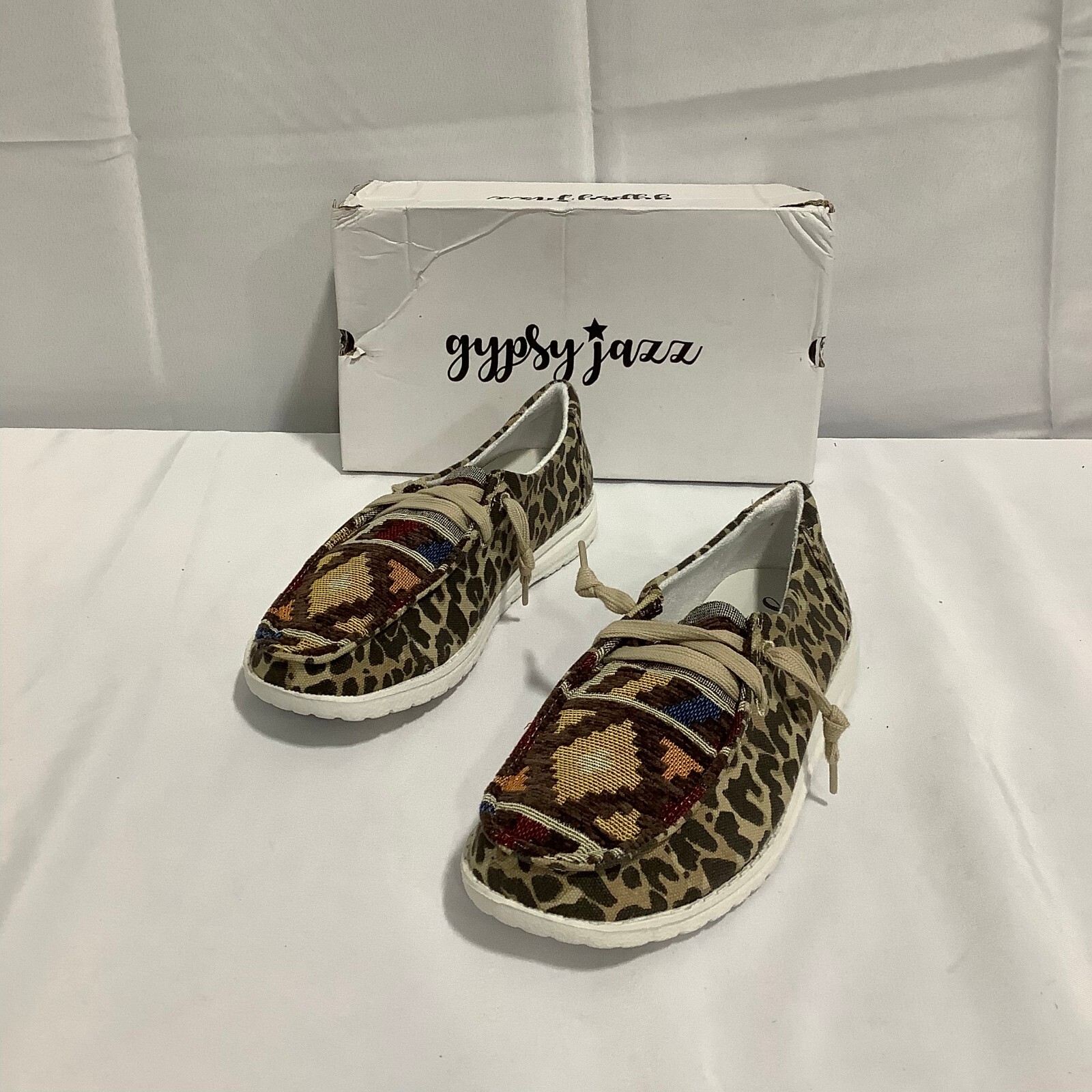 Very G Gypsy Jazz Women's Gray Leopard 